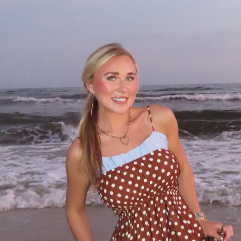 Kaitlyn R - Auburn Babysitter