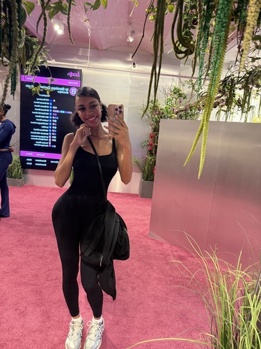 Bella P - Cuse Babysitter