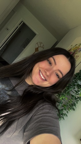 Alivia T - Unity College Babysitter