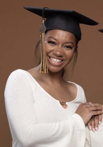 Tyshera M - Johns Hopkins Babysitter