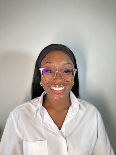 Kezia O - Villanova Babysitter