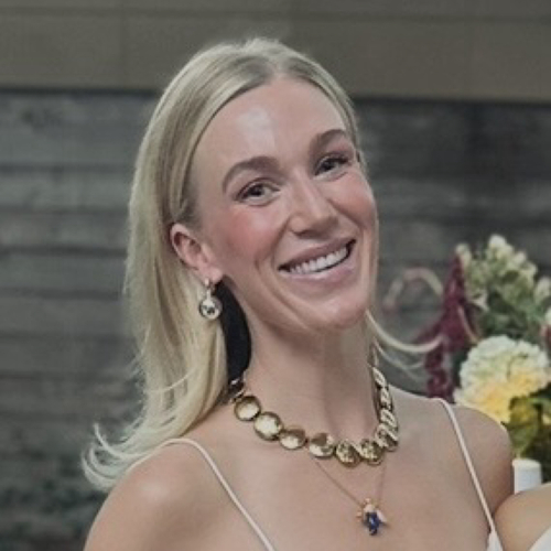 Ashleigh P - Auburn Babysitter
