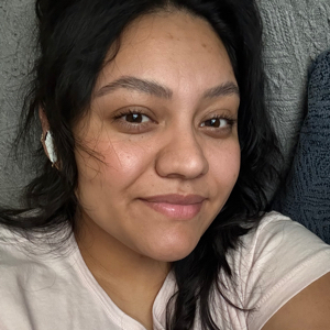 Adriana M - Rio Salado College  Babysitter