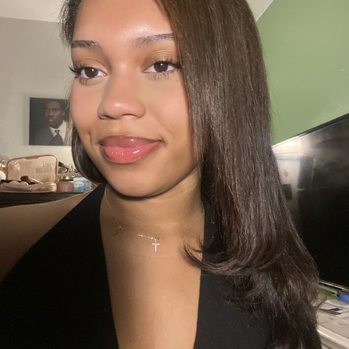 Staday M - Bronx Community College  Babysitter