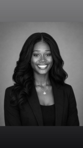 Dajah E - Savannah Technical College  Babysitter