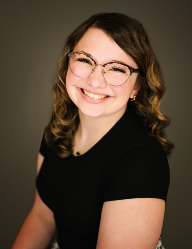 Dayna S - Wayne State Babysitter