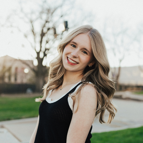 Brookelyn R - UNC Greensboro Babysitter