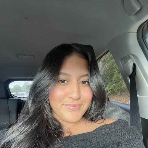 Adriana M - Jefferson State Community College Babysitter