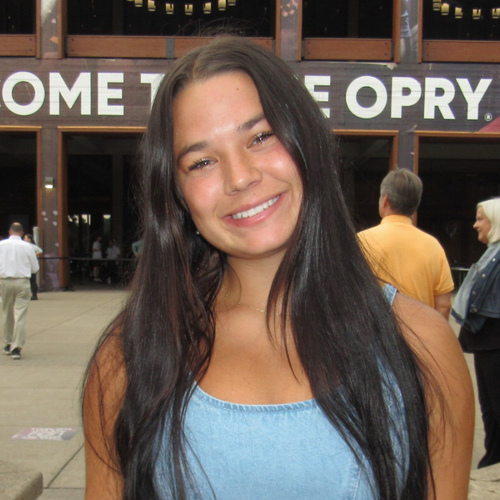 Amy F - Lincoln Land Community College  Babysitter