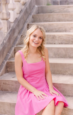 Abby H - Harding Babysitter