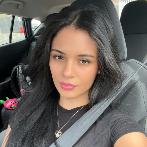 Jazmin C - CCSU Babysitter