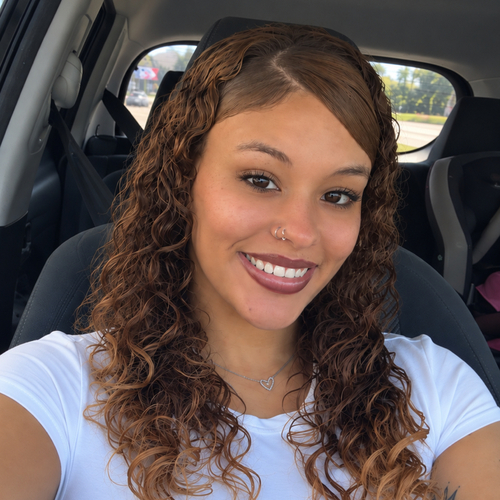 Dontasia B - Jamestown Community College  Babysitter