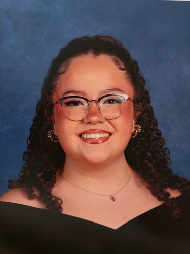 Angelina H - UK Babysitter