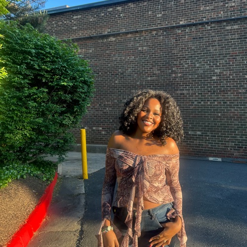 Noella M – GMU Student Seeking Nanny Jobs