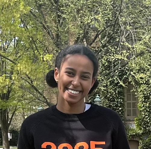 Eden T - Princeton Babysitter