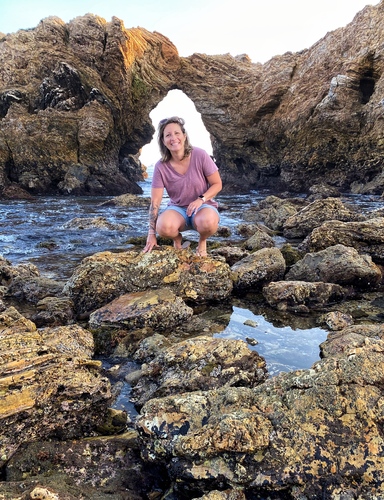 Elisha M - Orange Coast College  Babysitter