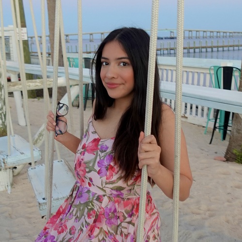 Nyeli E - Undefined Babysitter