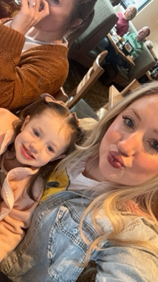 Lydia Y - UAB Babysitter