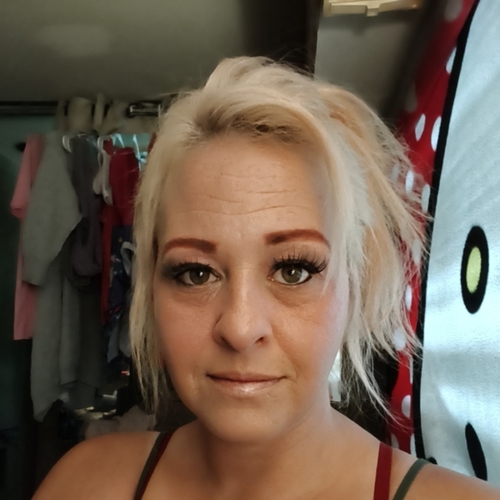 Amy B - Ashford Babysitter