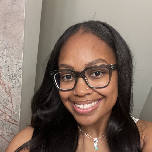 Ariyana T - STLCC Babysitter