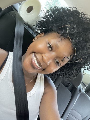 Akhona H - Colby Community College  Babysitter