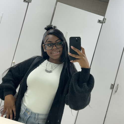 Kayla H - Indian River State College Babysitter
