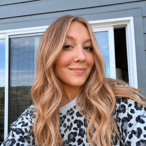 Ava M – Eastern Washington Student Seeking Babysitting Jobs