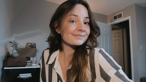 Elizabeth T - Kent State Babysitter