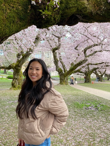 Kelly H - SU Babysitter