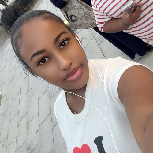 Breyonna S - Clark Atlanta Babysitter