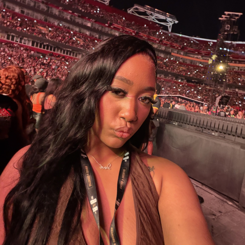 Nyomi S - Shaw Babysitter