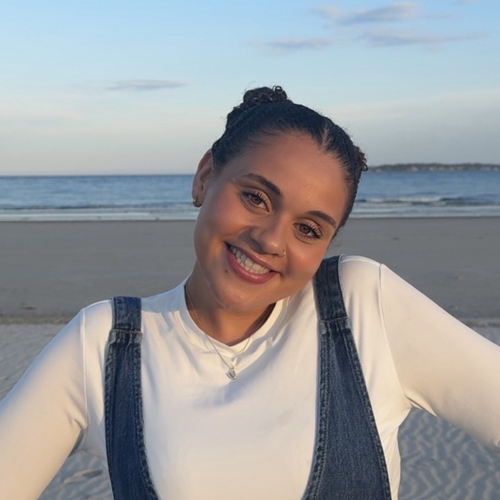 Vanessa L - Middlesex Community College (MA) Babysitter