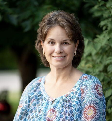 Julie R - Morningside Babysitter