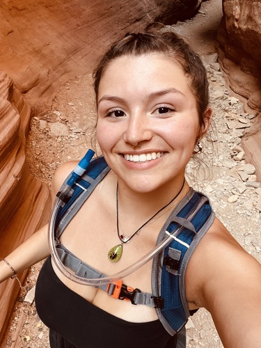 Sophia R - UE Babysitter