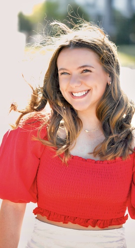 Claire L - University of Alabama Babysitter