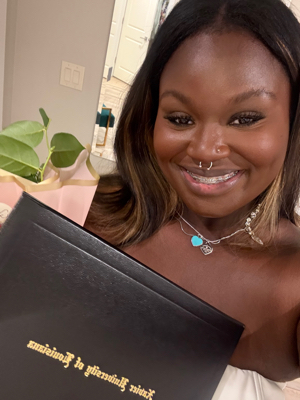 Kayla J - Xavier Babysitter