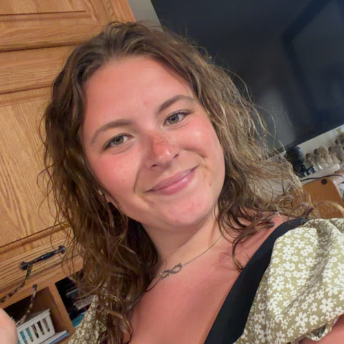 Jenna S - Kilgore College  Babysitter