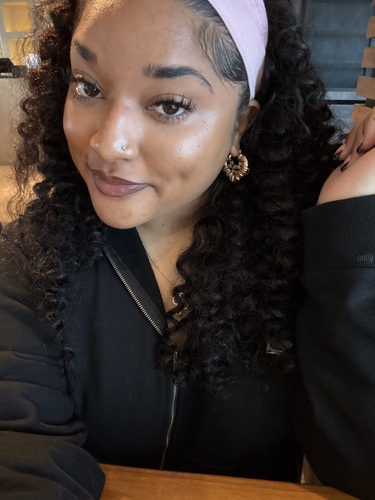Brianna M - CSUDH Babysitter