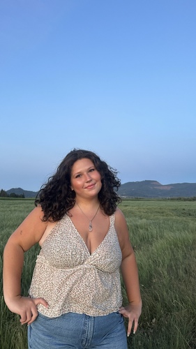 Lucy M - LCC Babysitter