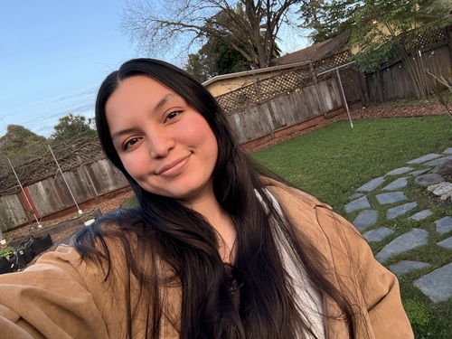 Neryleth G - COM Babysitter