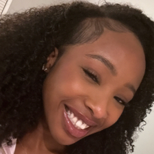 Teniola O - University of Memphis Babysitter