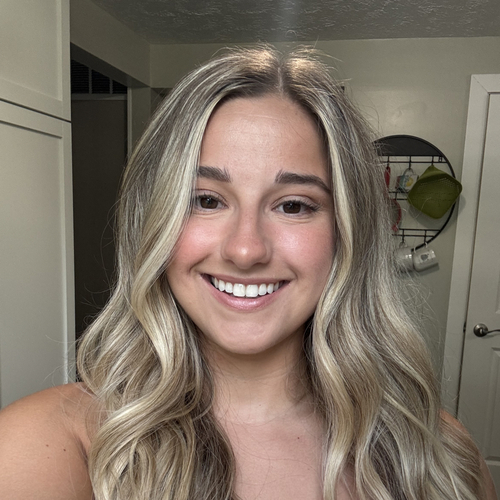 Kayla D - Clarion Babysitter