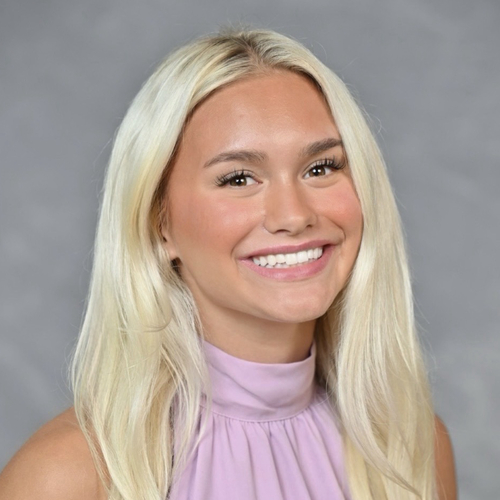Claire L - WSU Babysitter