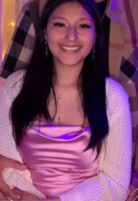 Anais C - Stony Brook Babysitter