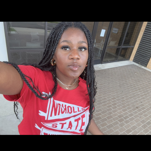 Keshawna L - Nicholls State Babysitter