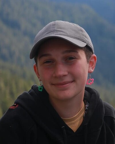 Violet W - Miami University Babysitter