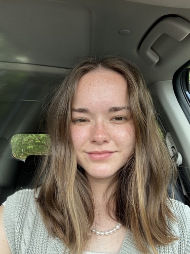 Jade R - Taylor Babysitter