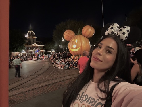 Nayri G - Undefined Babysitter