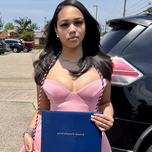 Kamiah C - Itawamba Community College  Babysitter