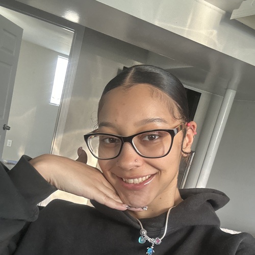 Eniya J - Sinclair Babysitter